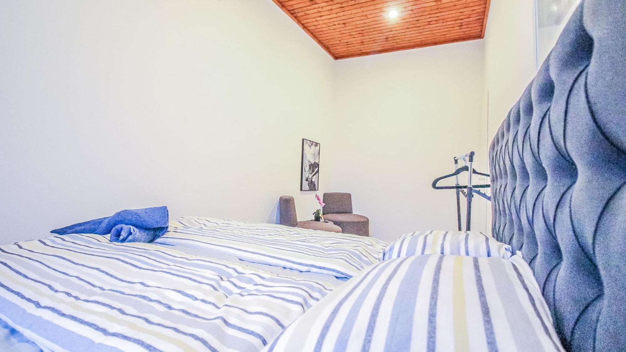 Disc Cozy In Liesing * Wenen